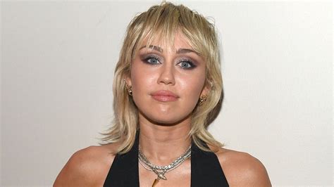 miley cyrus tits|Miley Cyrus Proudly Shows Off a Nip Slip on Instagram